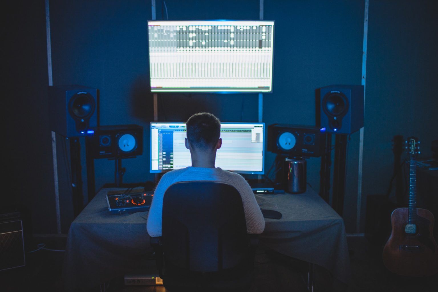 Best Computer For Making Videos Best Computer for Making Beats - Our Top Picks (2022) - Producer Sphere